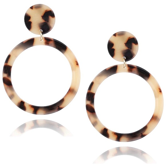 Tortoise Shell Hoop Acrylic Earrings - Picture 2 of 4